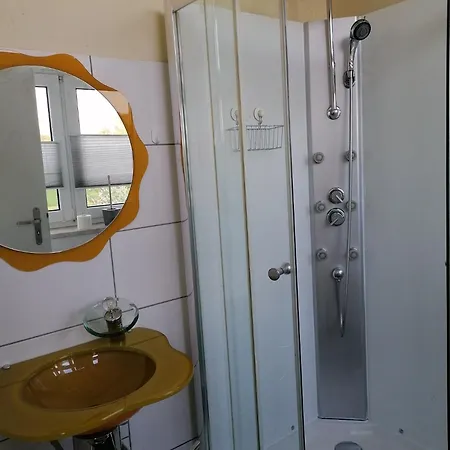 Διαμέρισμα Civrilli 5 Zi/wohnung Teuchern